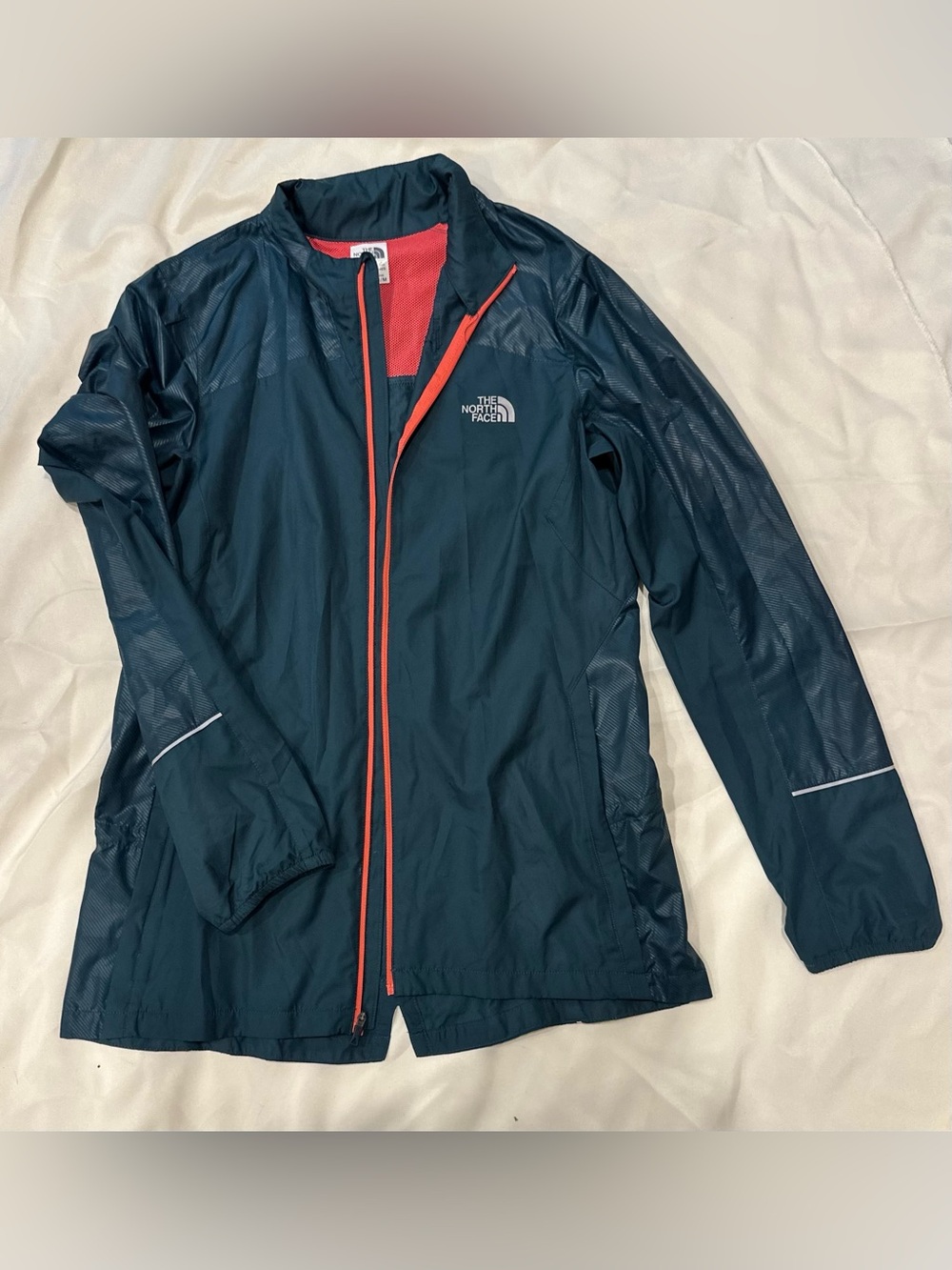 North Face Lightweight Wind Breaker